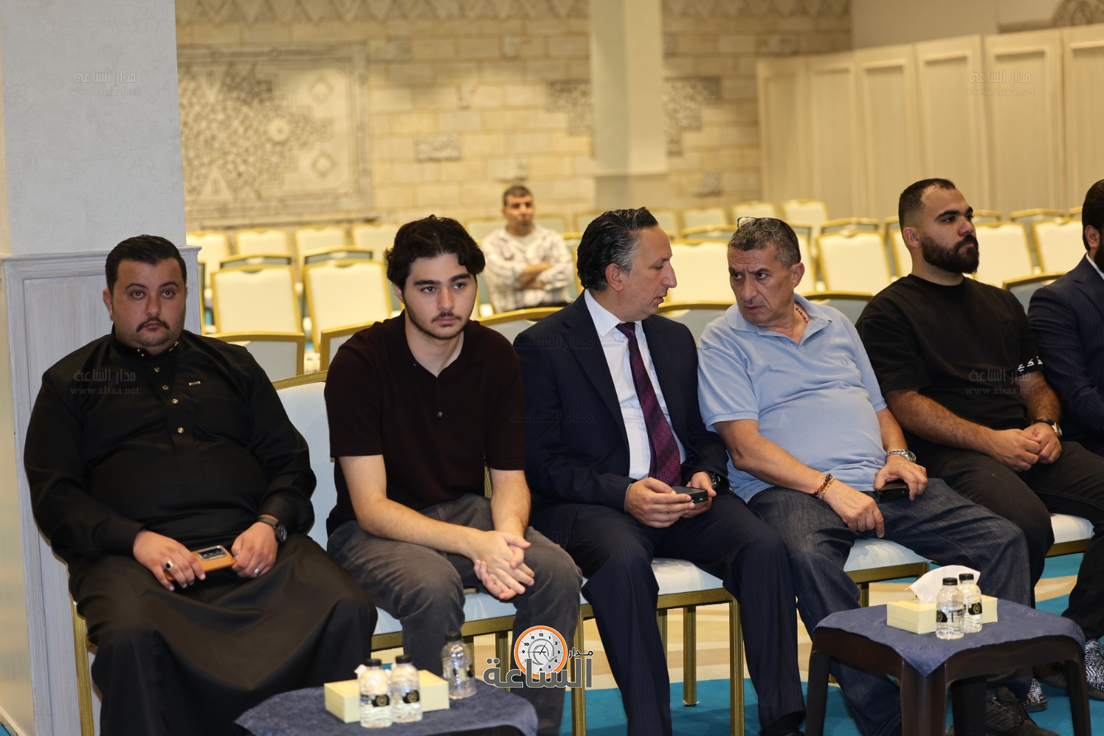 Madar Al-Saa Images 0.19349401115352005