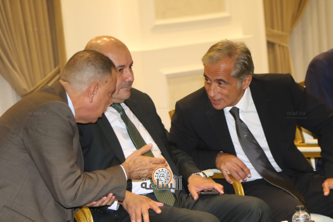 Madar Al-Saa Images 0.053740802460928605