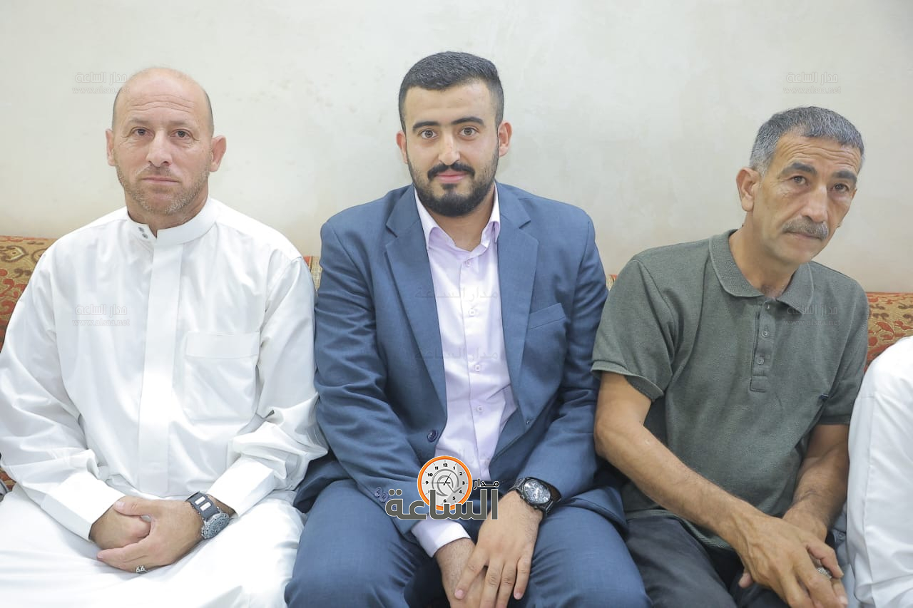 Madar Al-Saa Images 0.7882668153135672