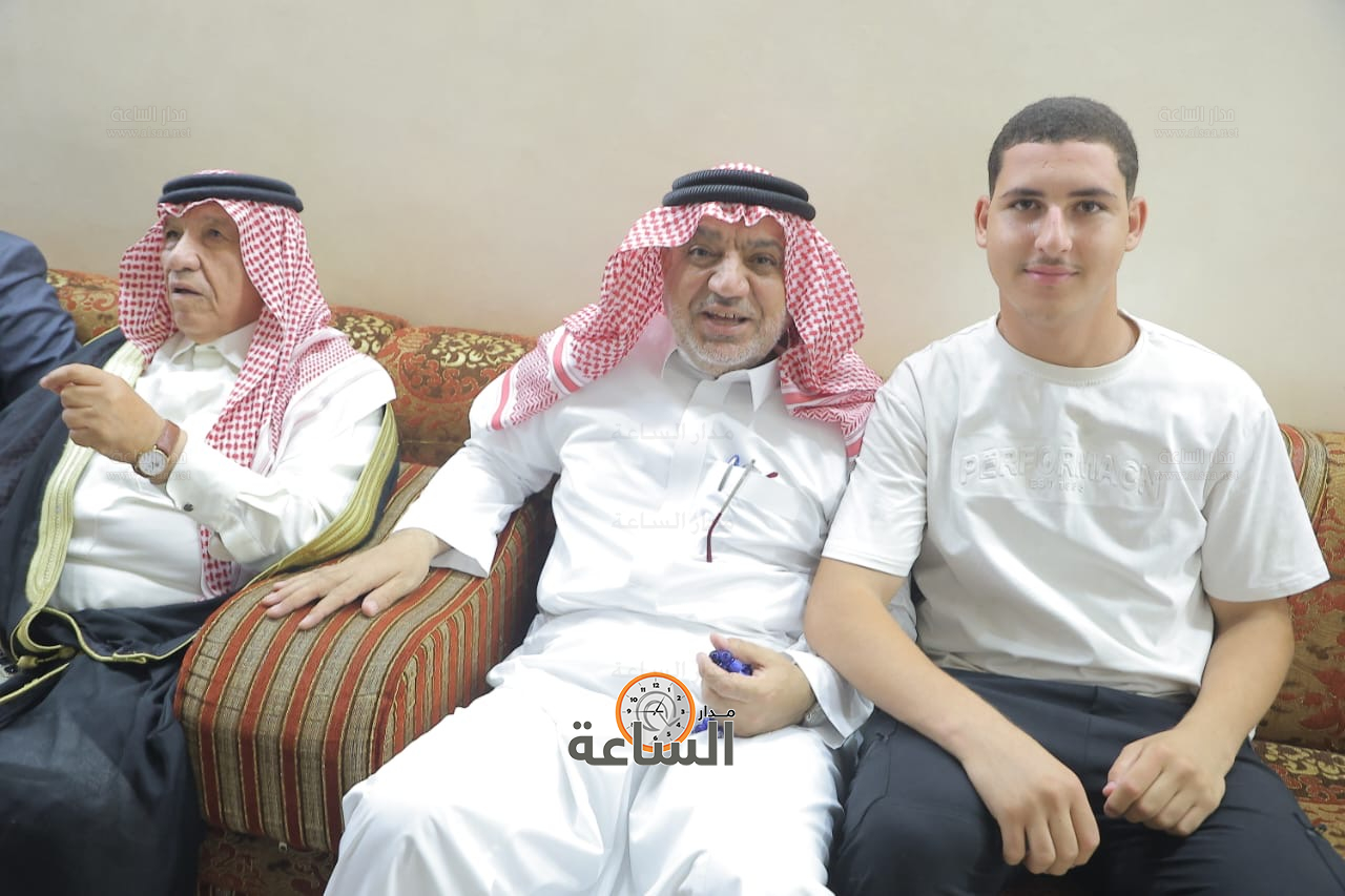 Madar Al-Saa Images 0.28802222372616626