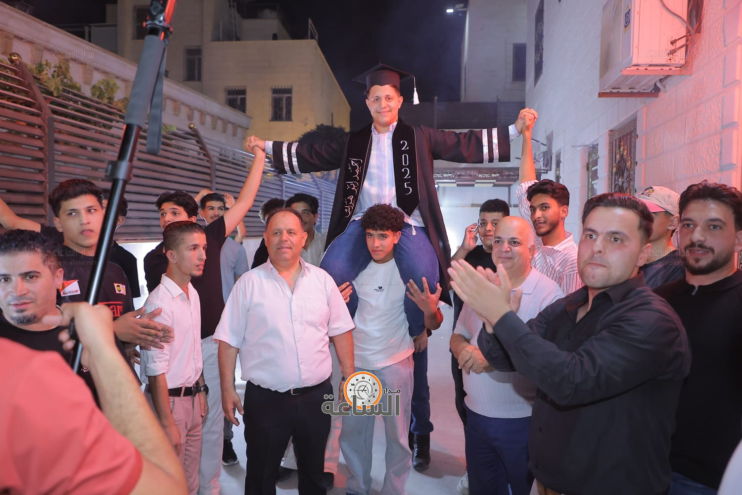 Madar Al-Saa Images 0.8079927006396015