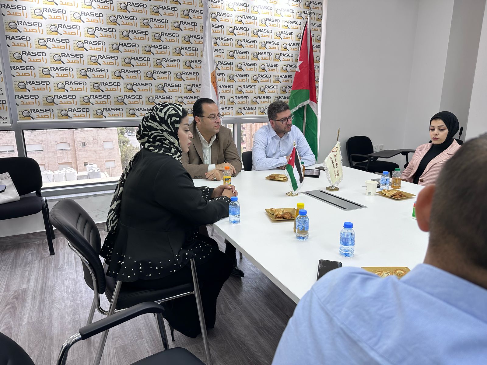 Madar Al-Saa Images 0.7523590297252947