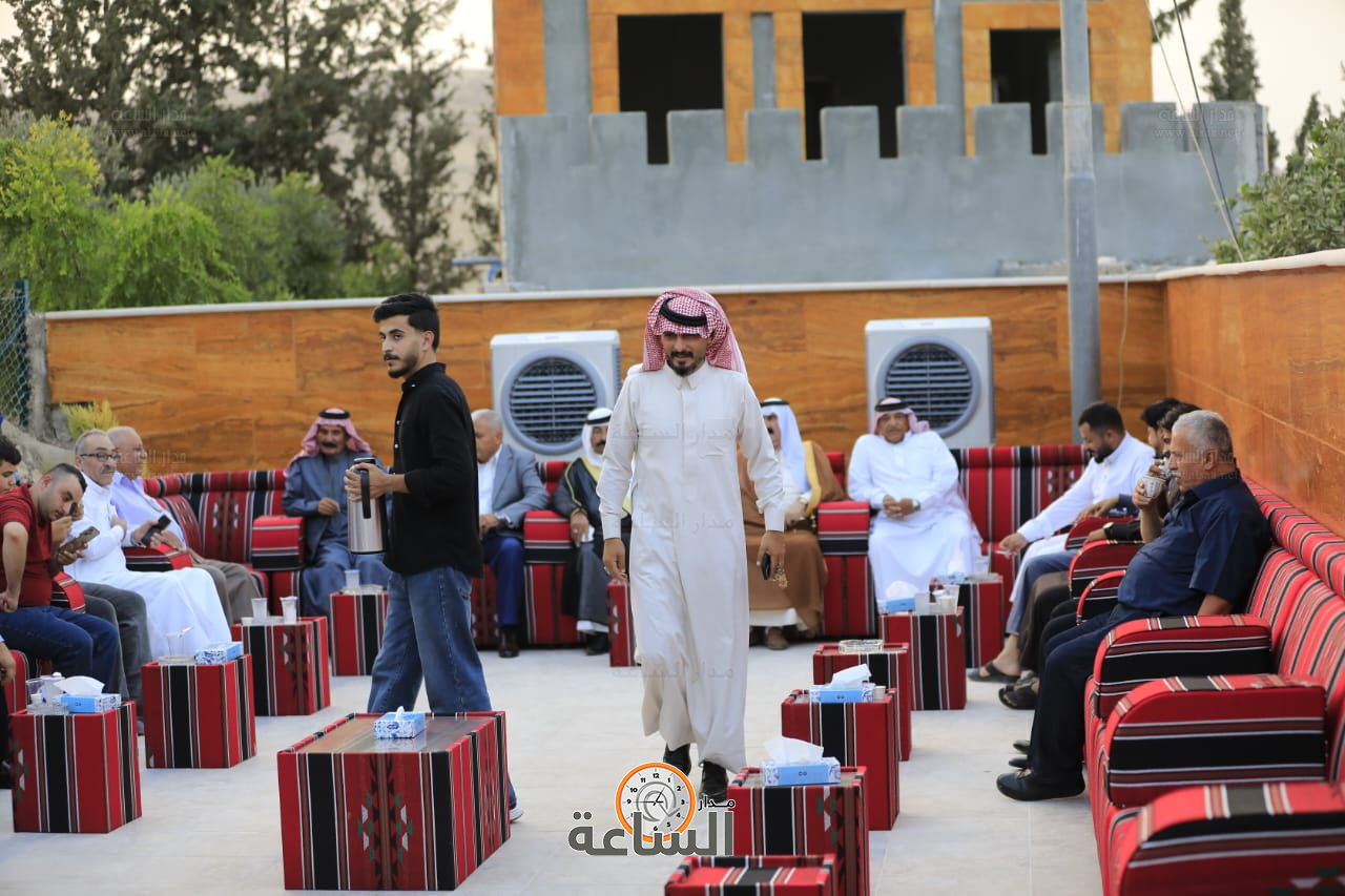 Madar Al-Saa Images 0.6419082402532095