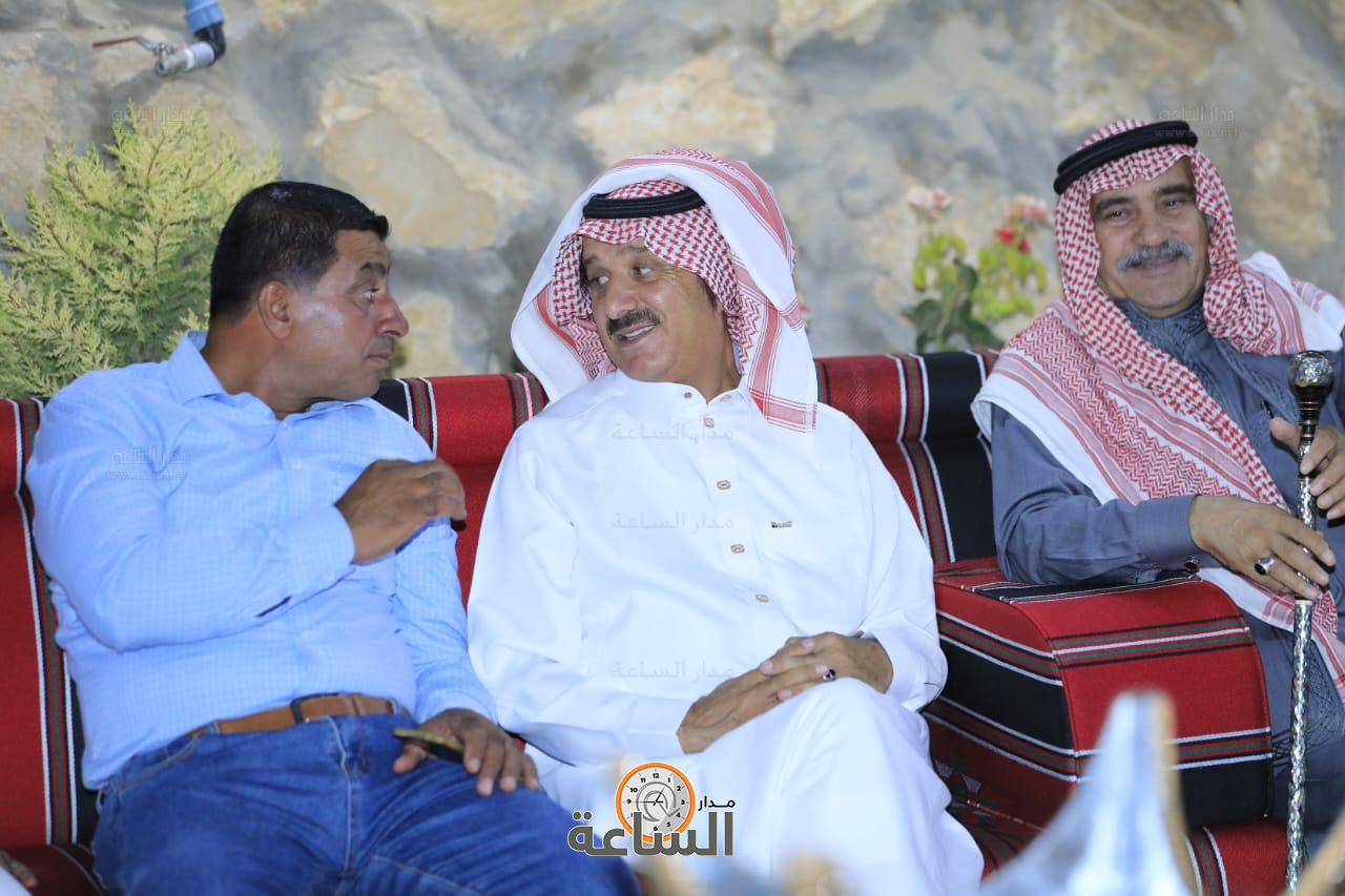 Madar Al-Saa Images 0.42754204269749885