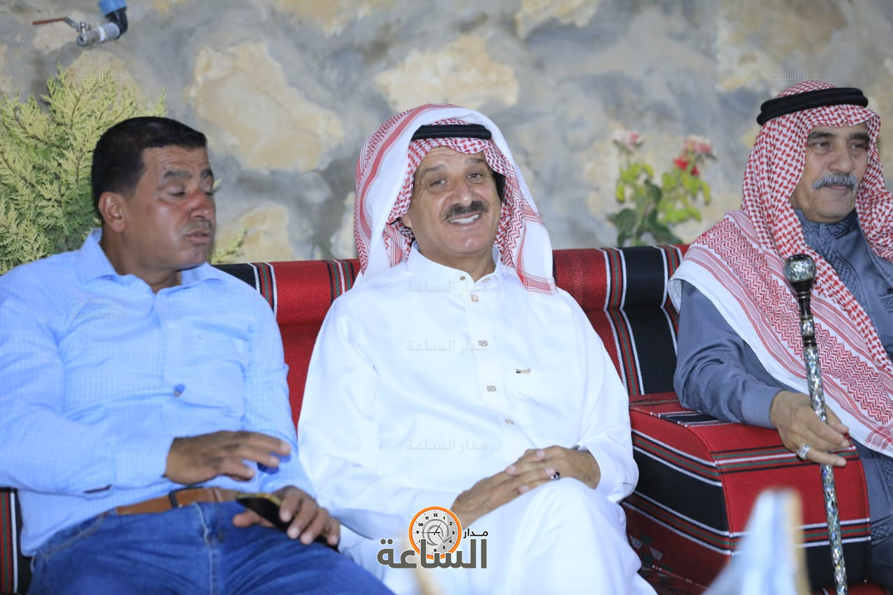 Madar Al-Saa Images 0.15598211429888387