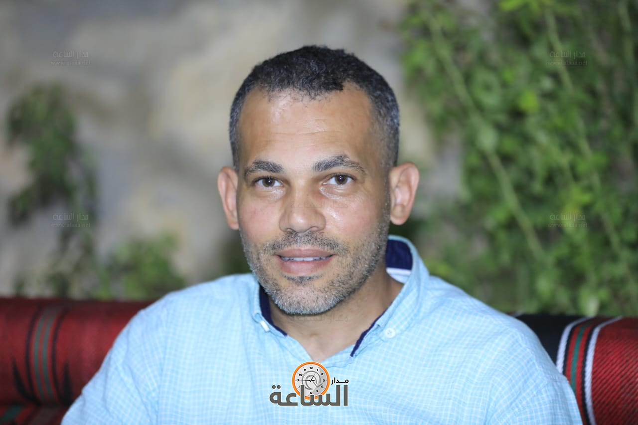 Madar Al-Saa Images 0.24355170870893628