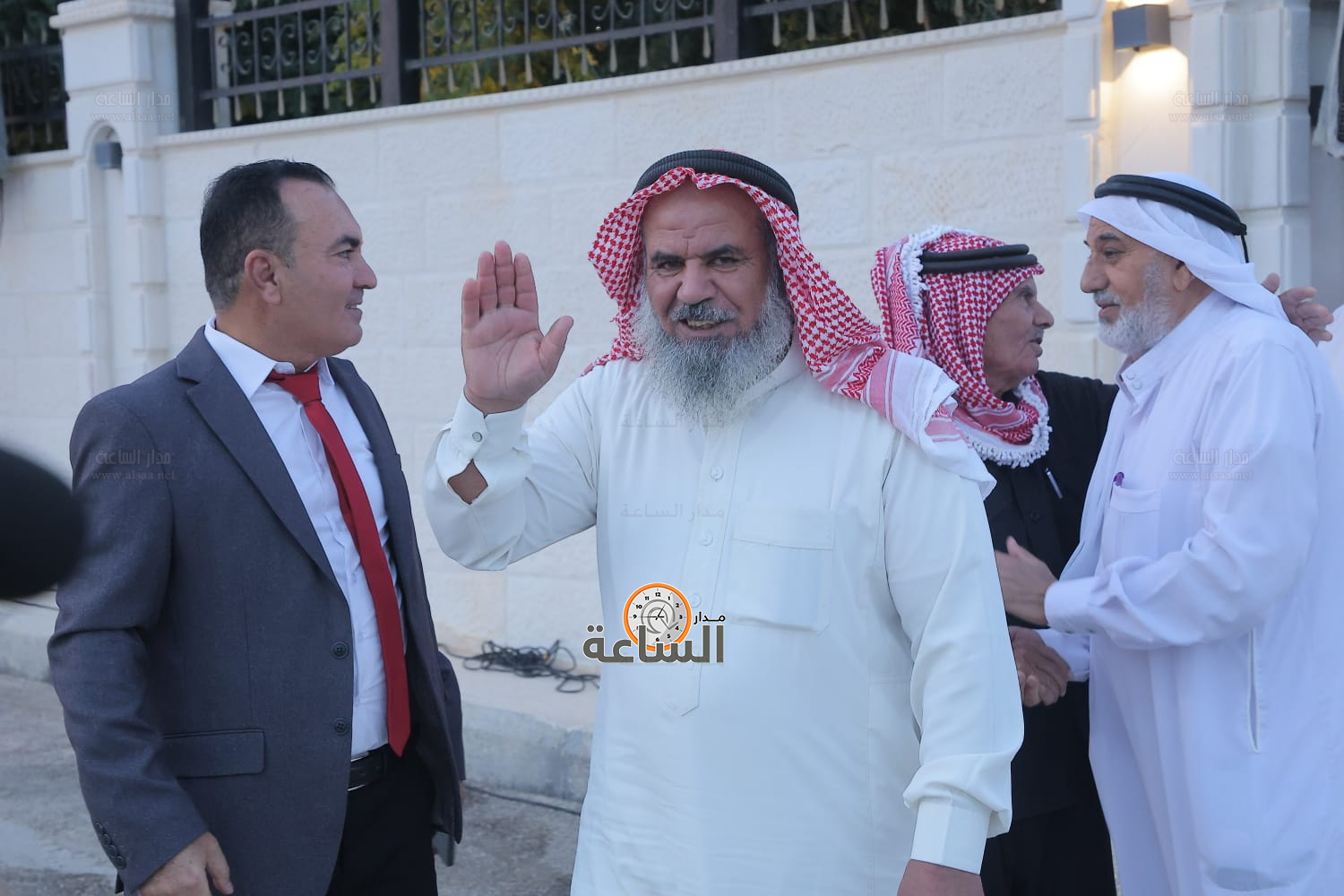 Madar Al-Saa Images 0.13414225775393707