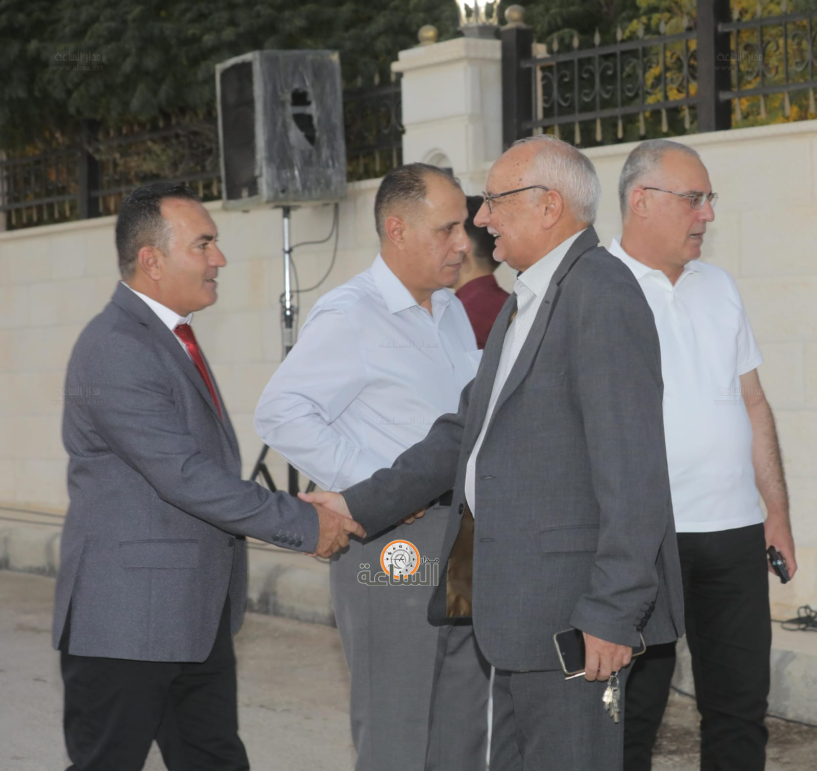 Madar Al-Saa Images 0.3413082907059499