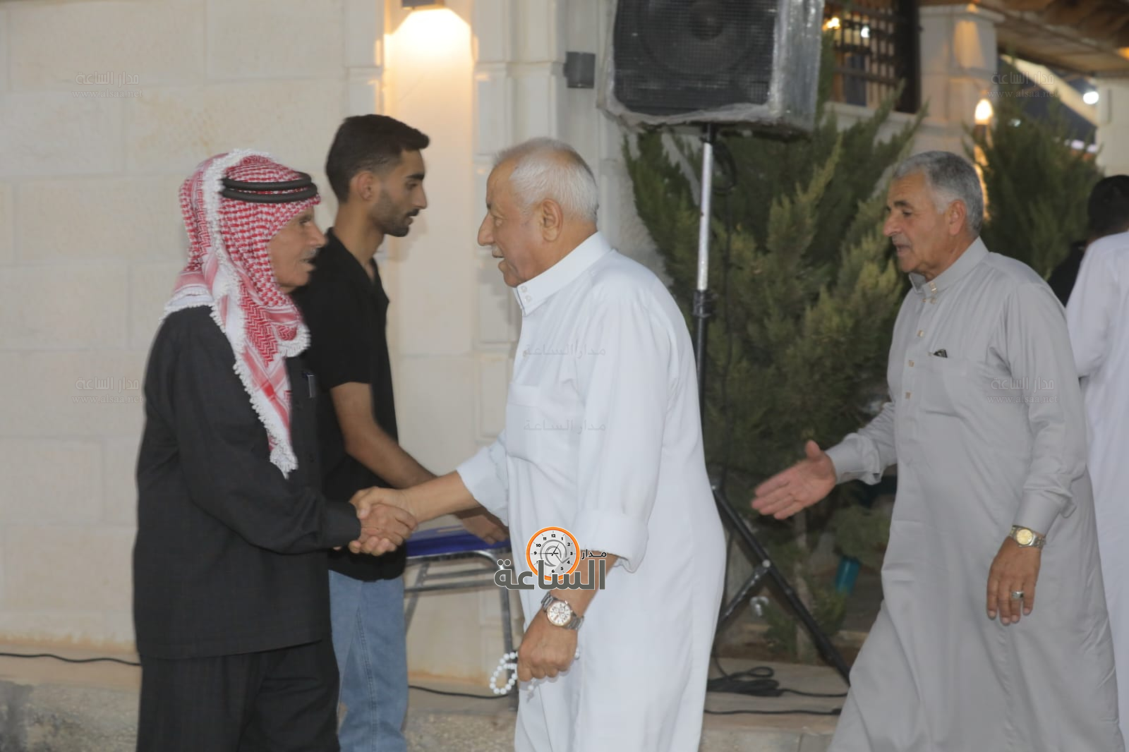 Madar Al-Saa Images 0.1928109065204684