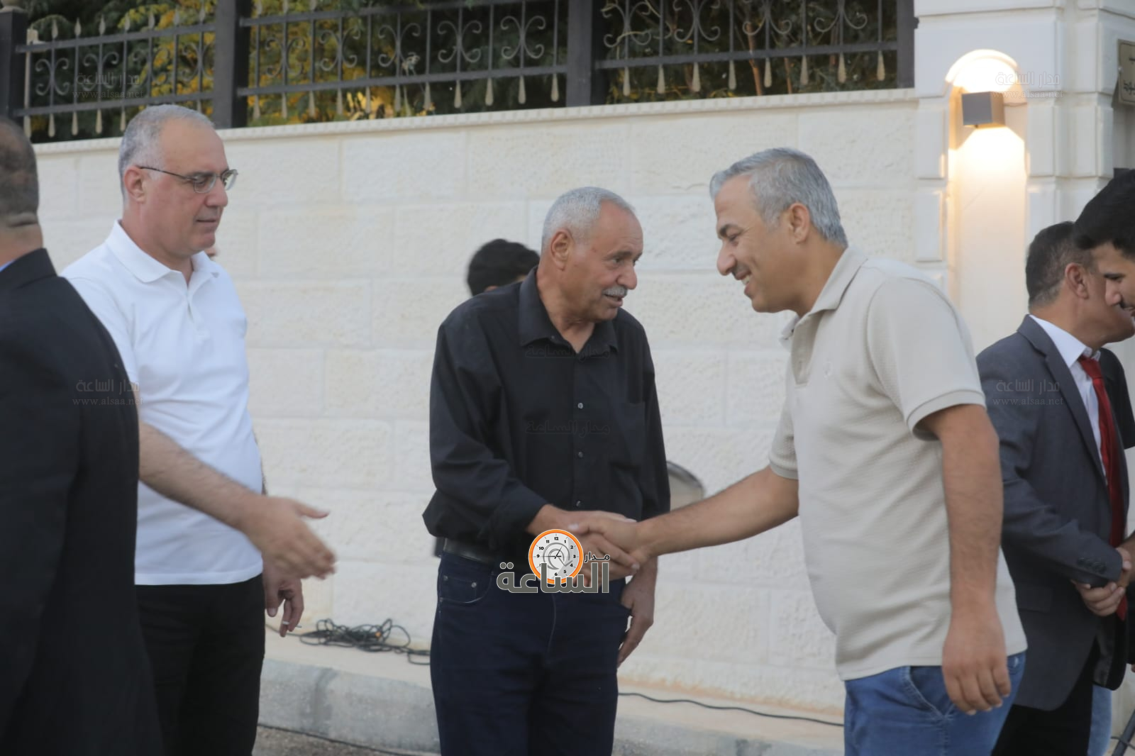 Madar Al-Saa Images 0.13036827956895192