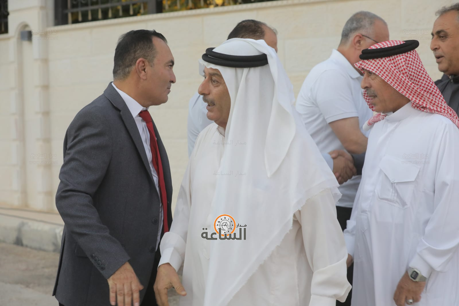 Madar Al-Saa Images 0.6093625098900096