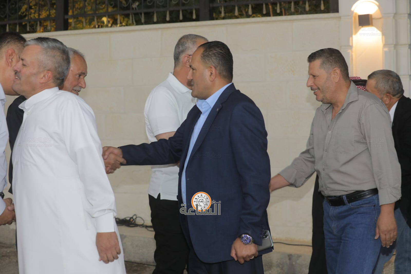 Madar Al-Saa Images 0.014555233633252063