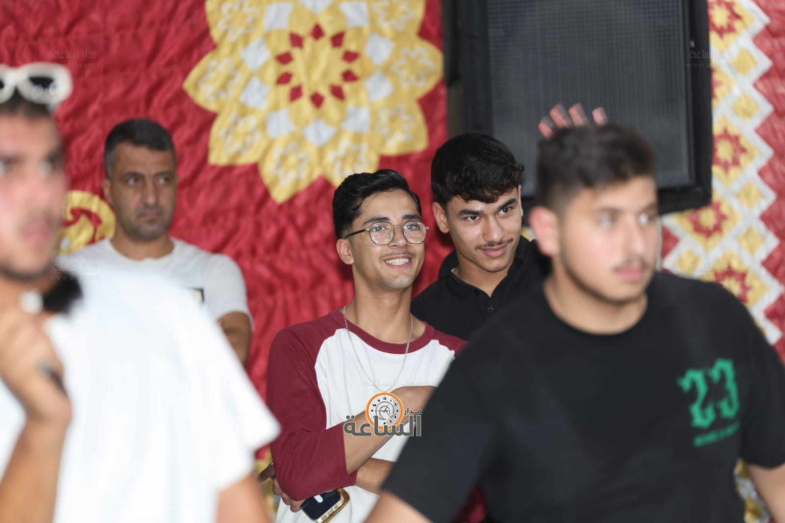 Madar Al-Saa Images 0.18095359331434369