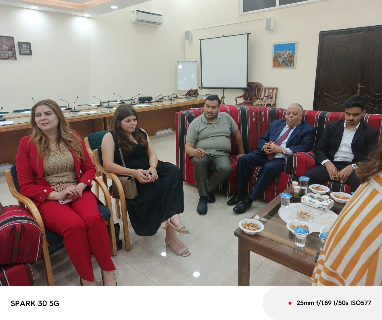 Madar Al-Saa Images 0.4148224849149108