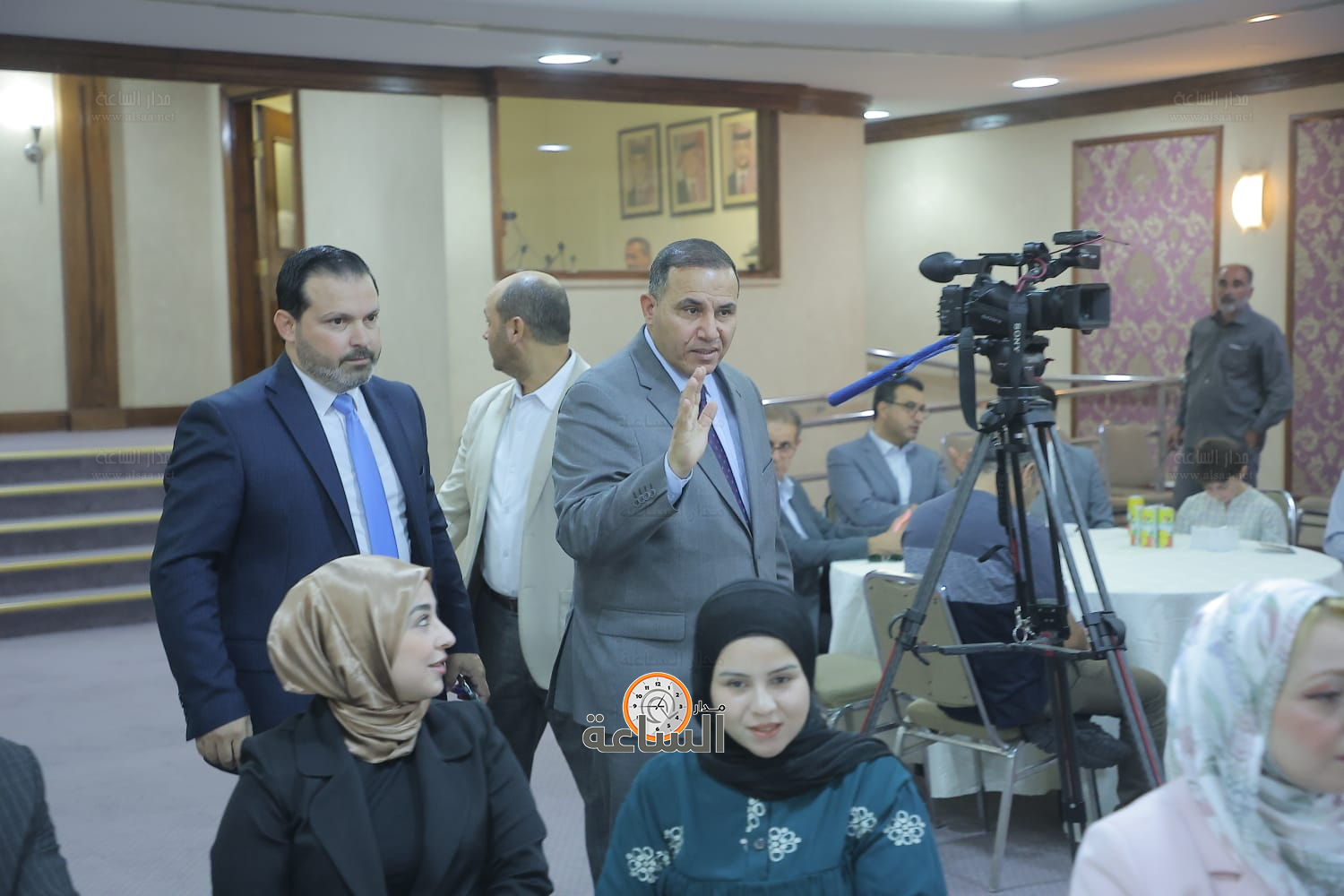 Madar Al-Saa Images 0.3785528229780428