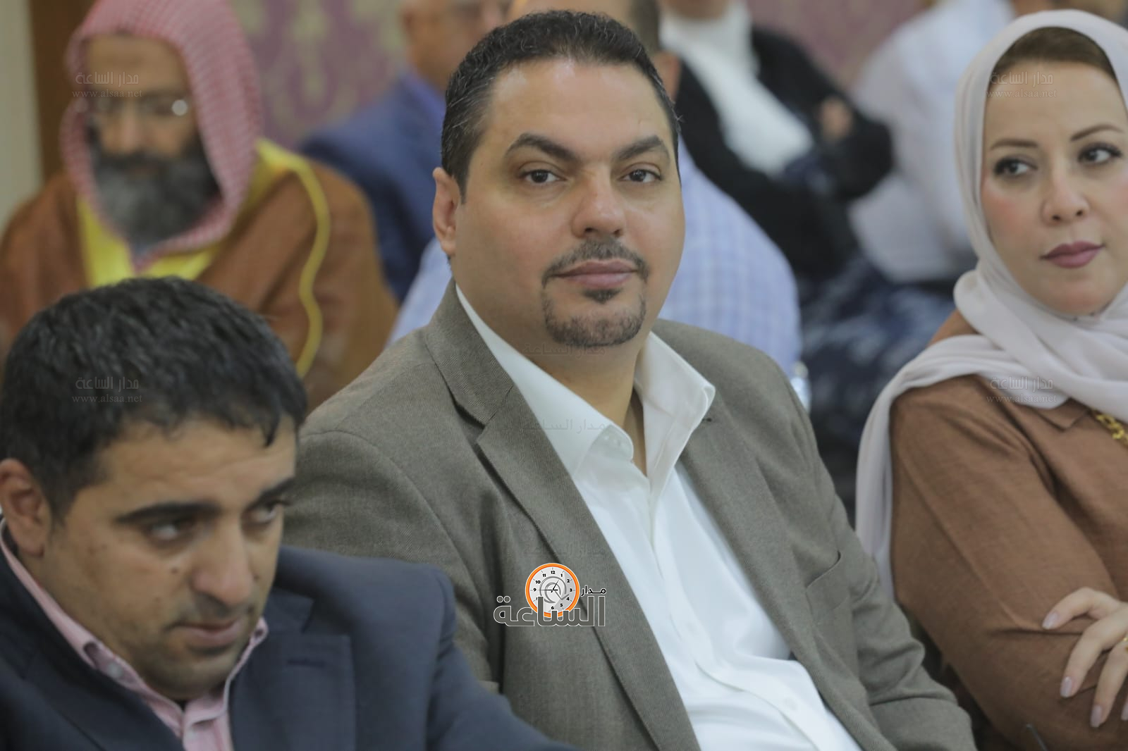 Madar Al-Saa Images 0.3915912619872044