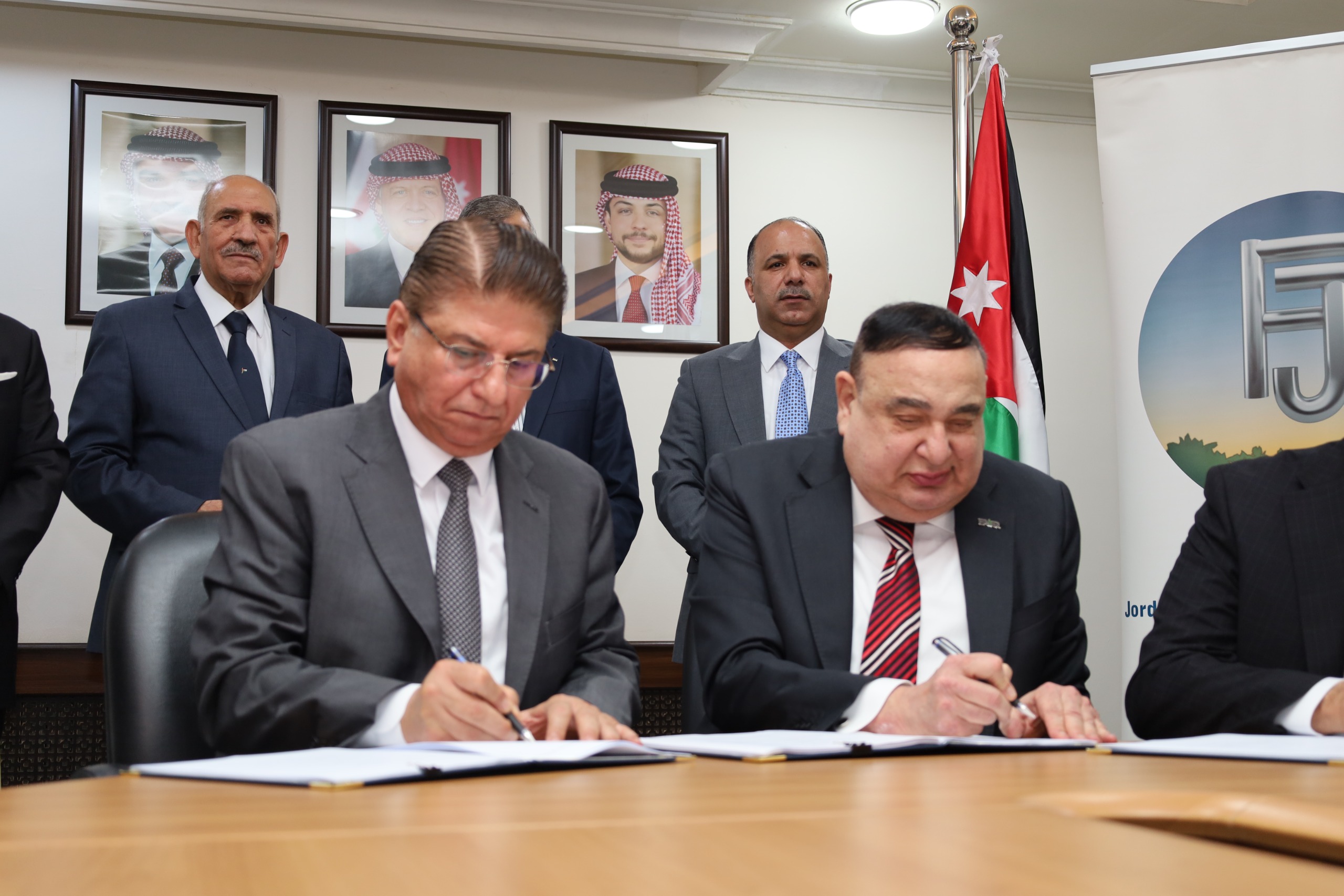 Madar Al-Saa Images 0.4571791798114191