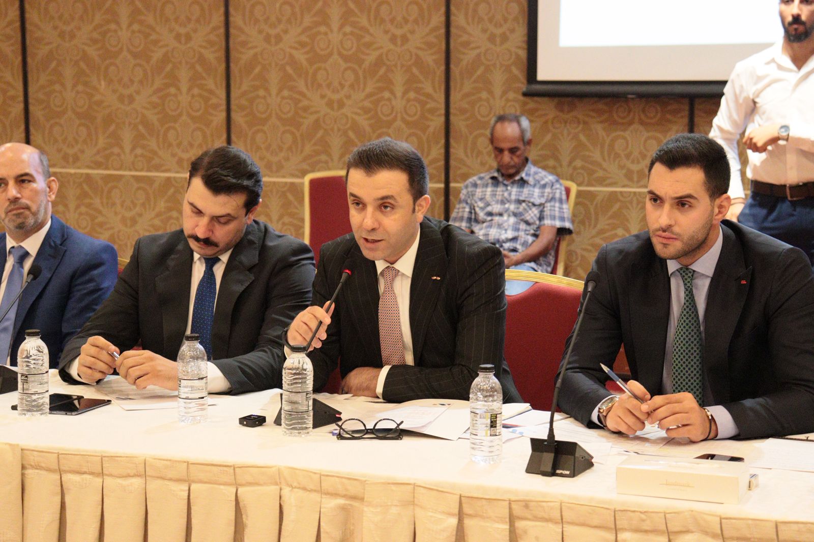 Madar Al-Saa Images 0.043721189874411426