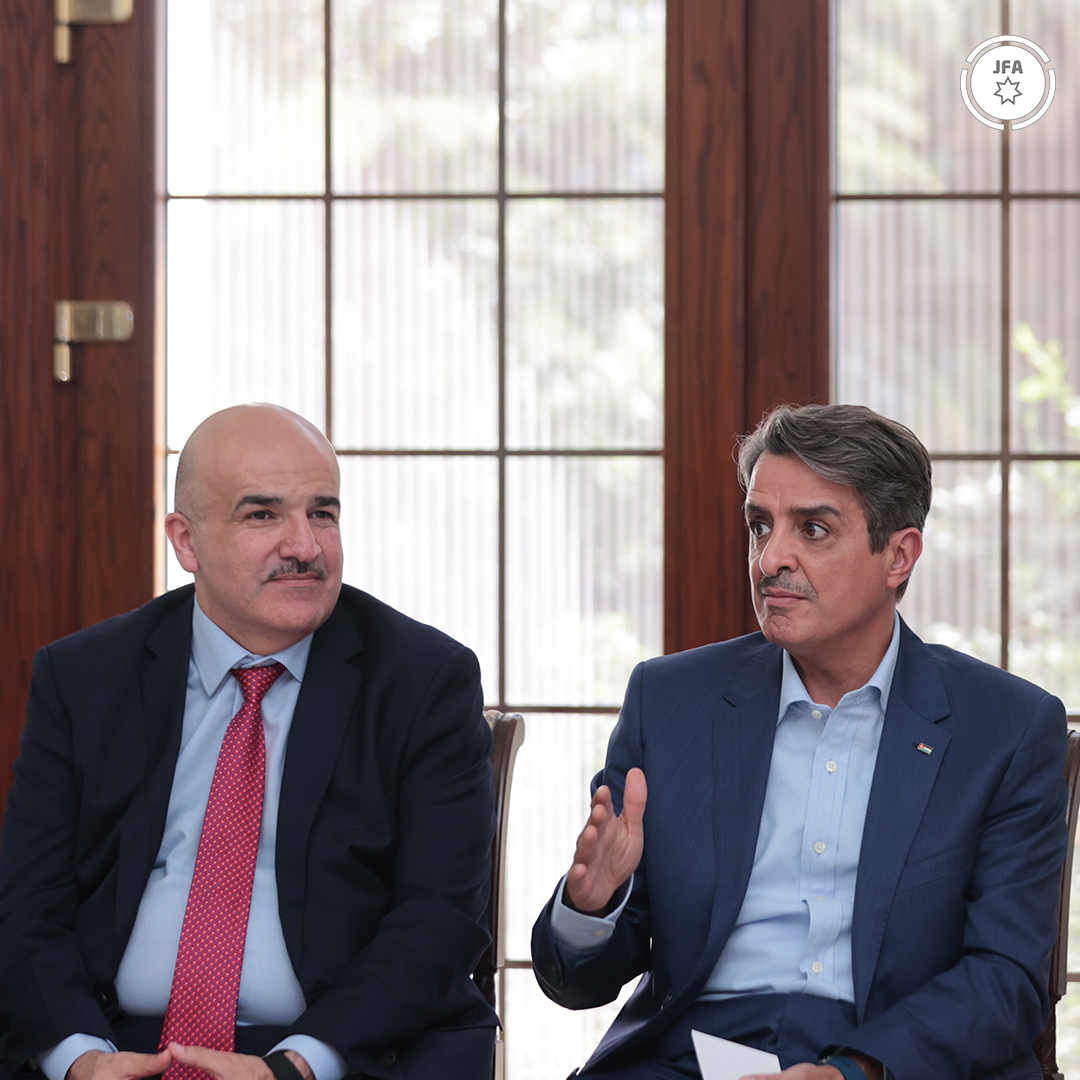 Madar Al-Saa Images 0.7947726796790876