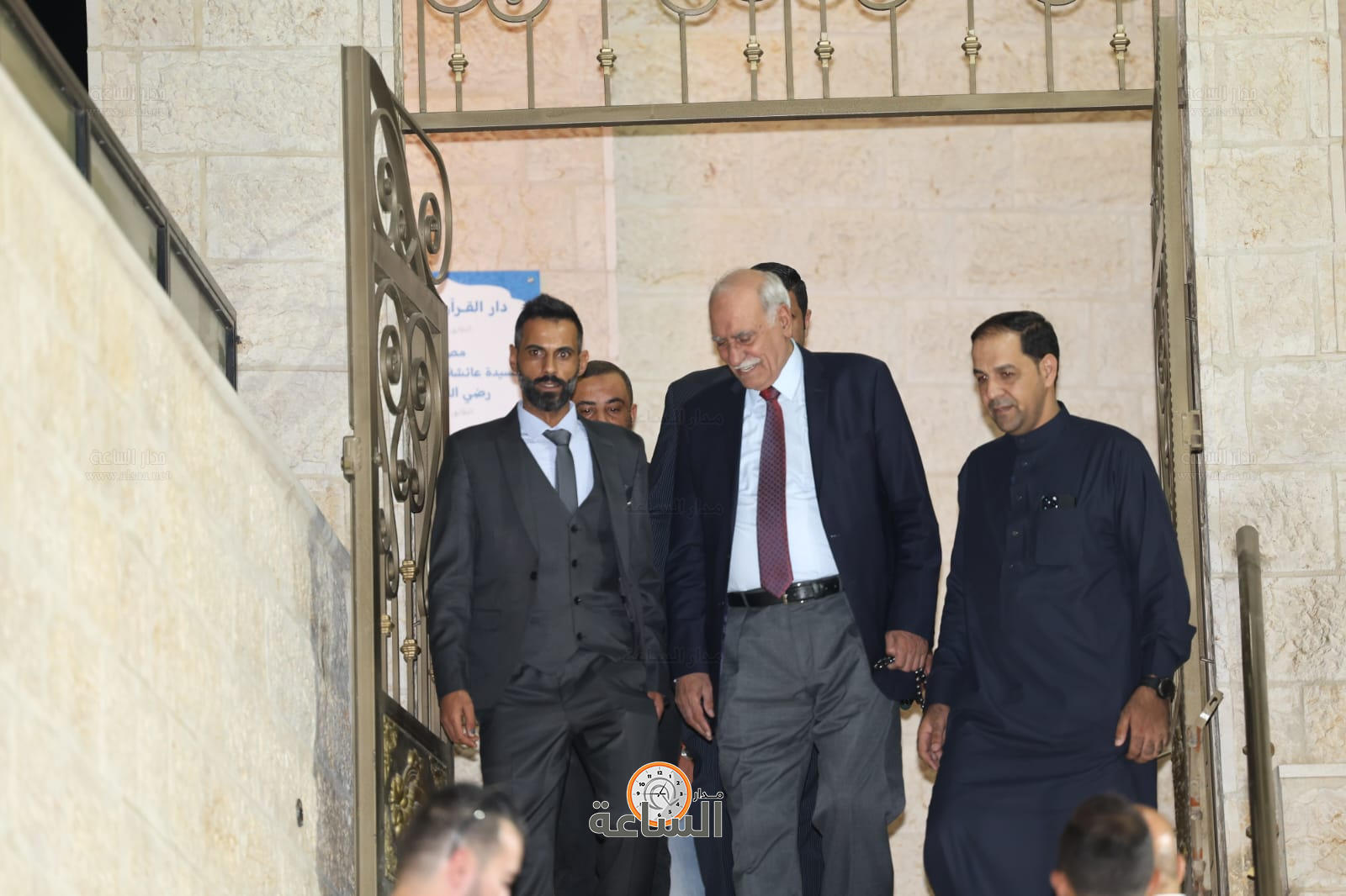 Madar Al-Saa Images 0.78638656069197