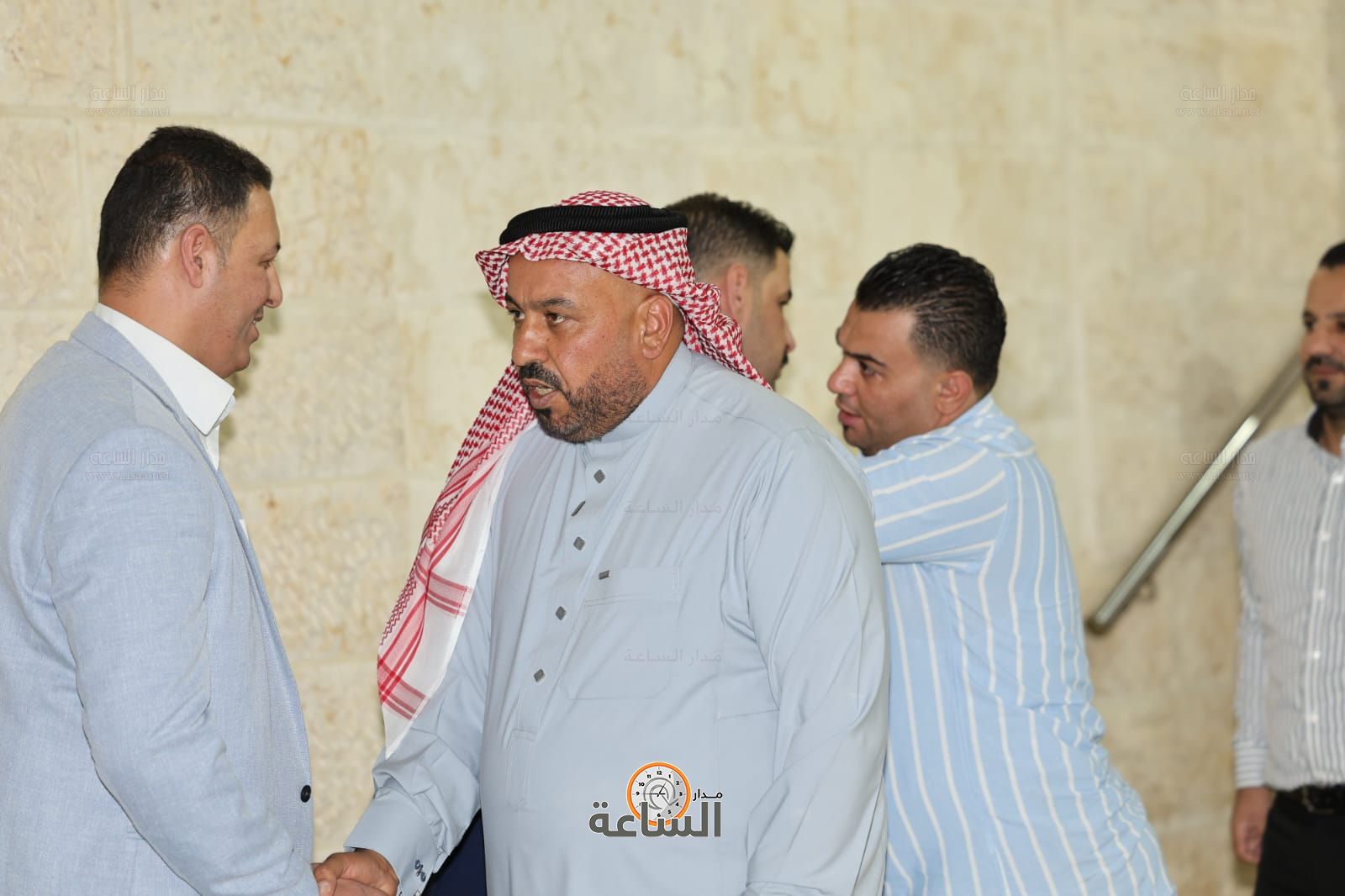 Madar Al-Saa Images 0.8623088535191394