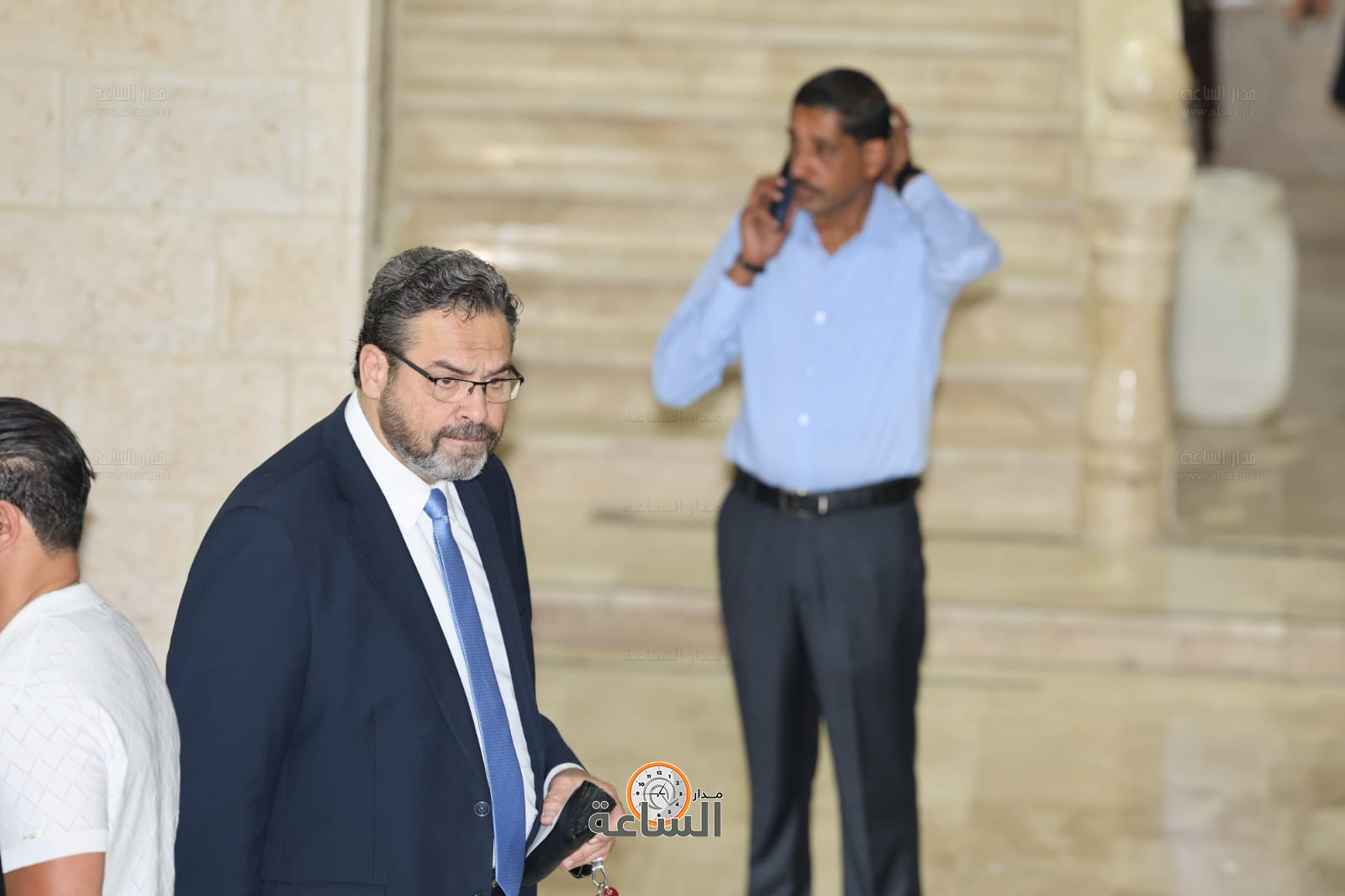 Madar Al-Saa Images 0.5418273939000318