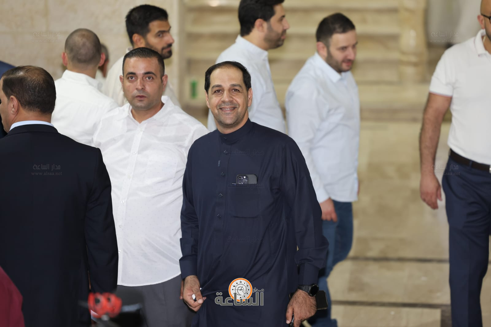 Madar Al-Saa Images 0.7390656310614893