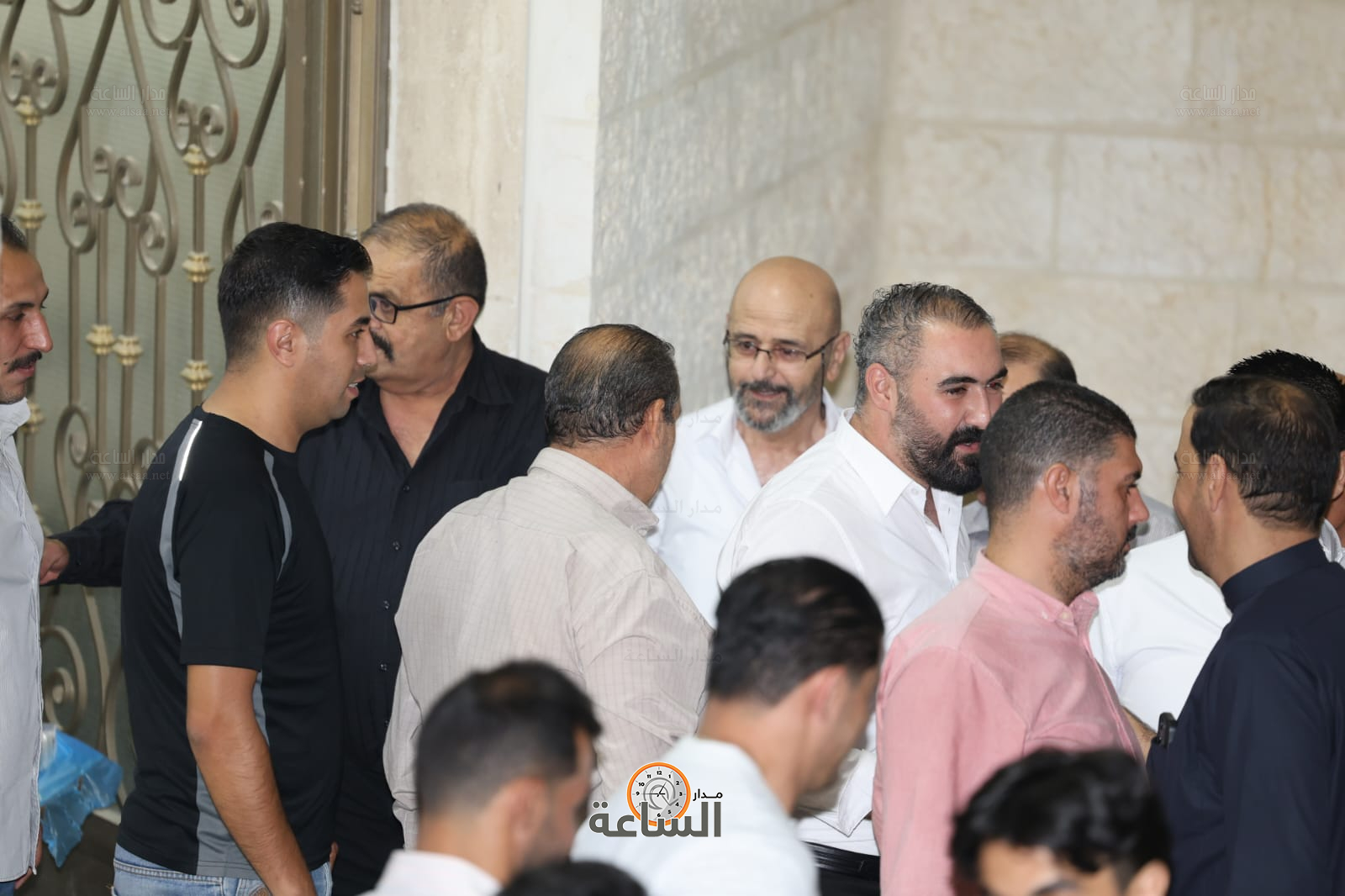 Madar Al-Saa Images 0.7180440268280982