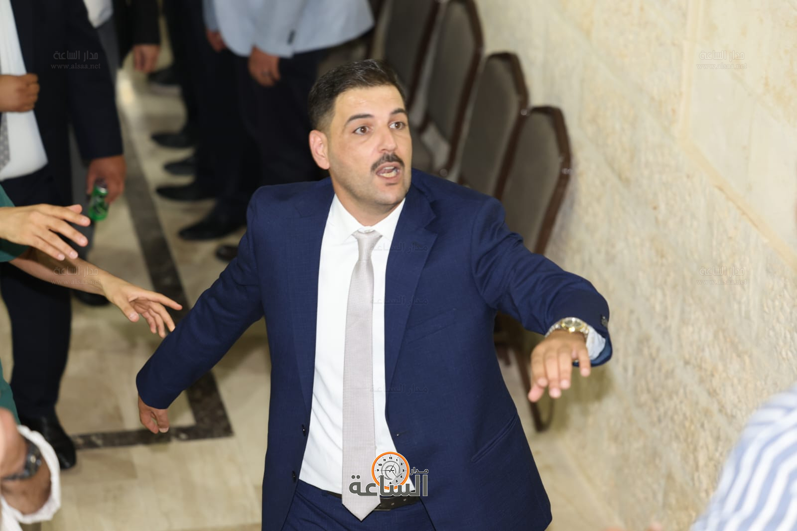 Madar Al-Saa Images 0.10059717041355132