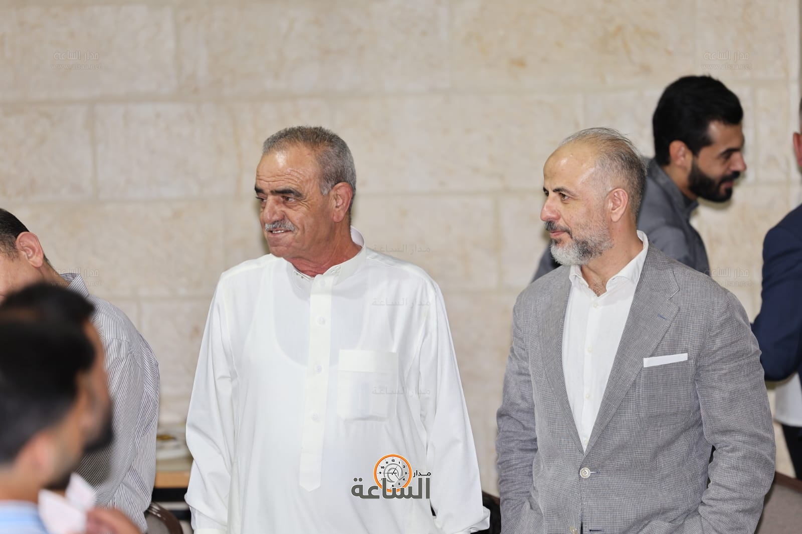 Madar Al-Saa Images 0.3343177283773895