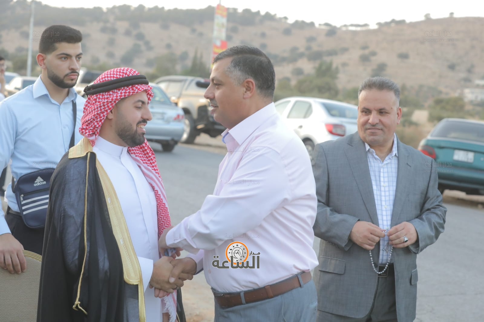 Madar Al-Saa Images 0.6628906038613931