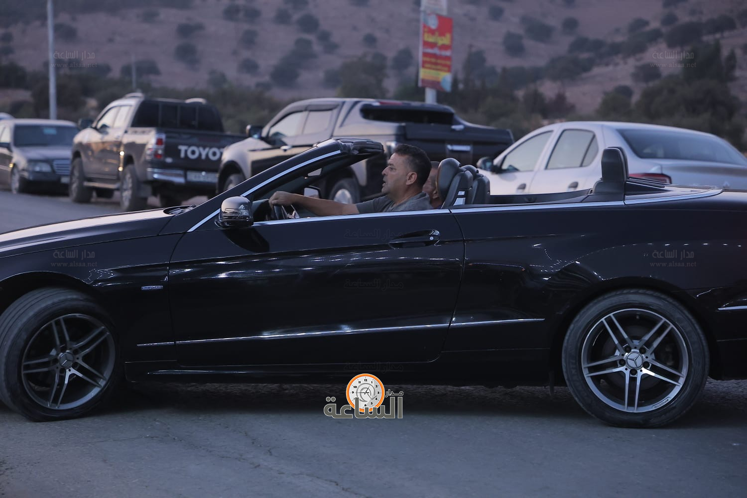 Madar Al-Saa Images 0.48966192465752123