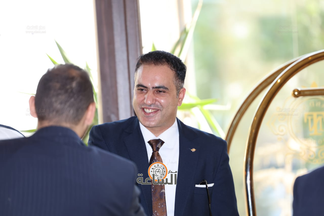 Madar Al-Saa Images 0.43556085541619916