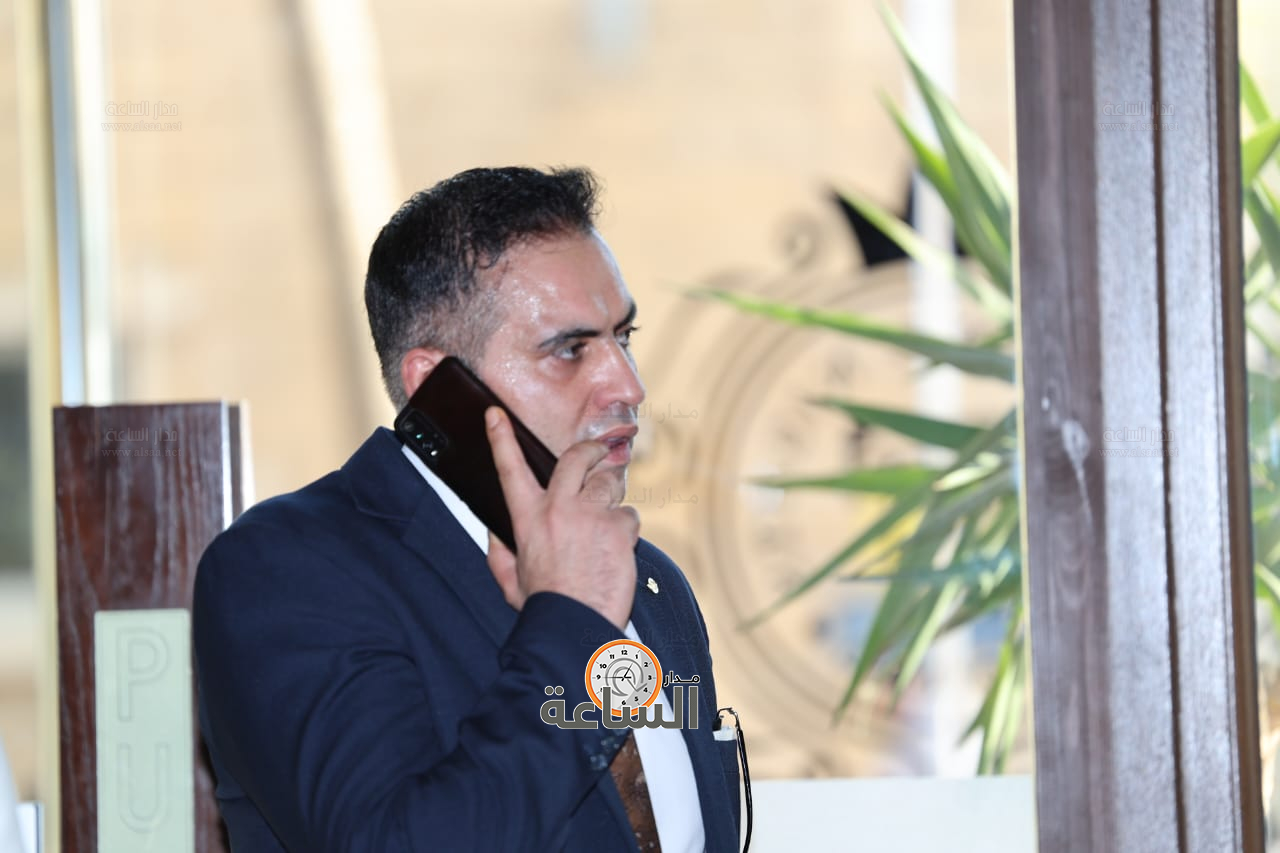 Madar Al-Saa Images 0.0695412173887543