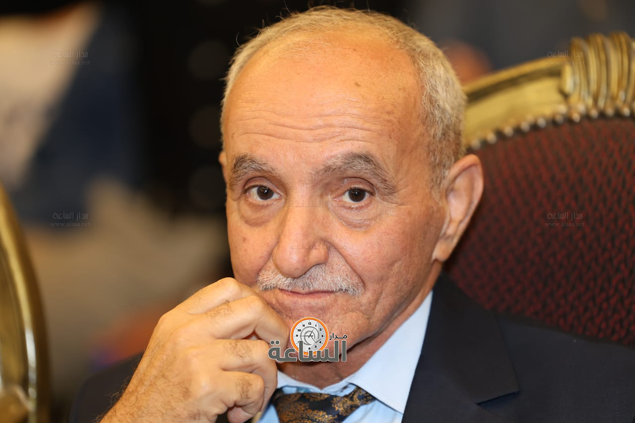 Madar Al-Saa Images 0.8317569675654254