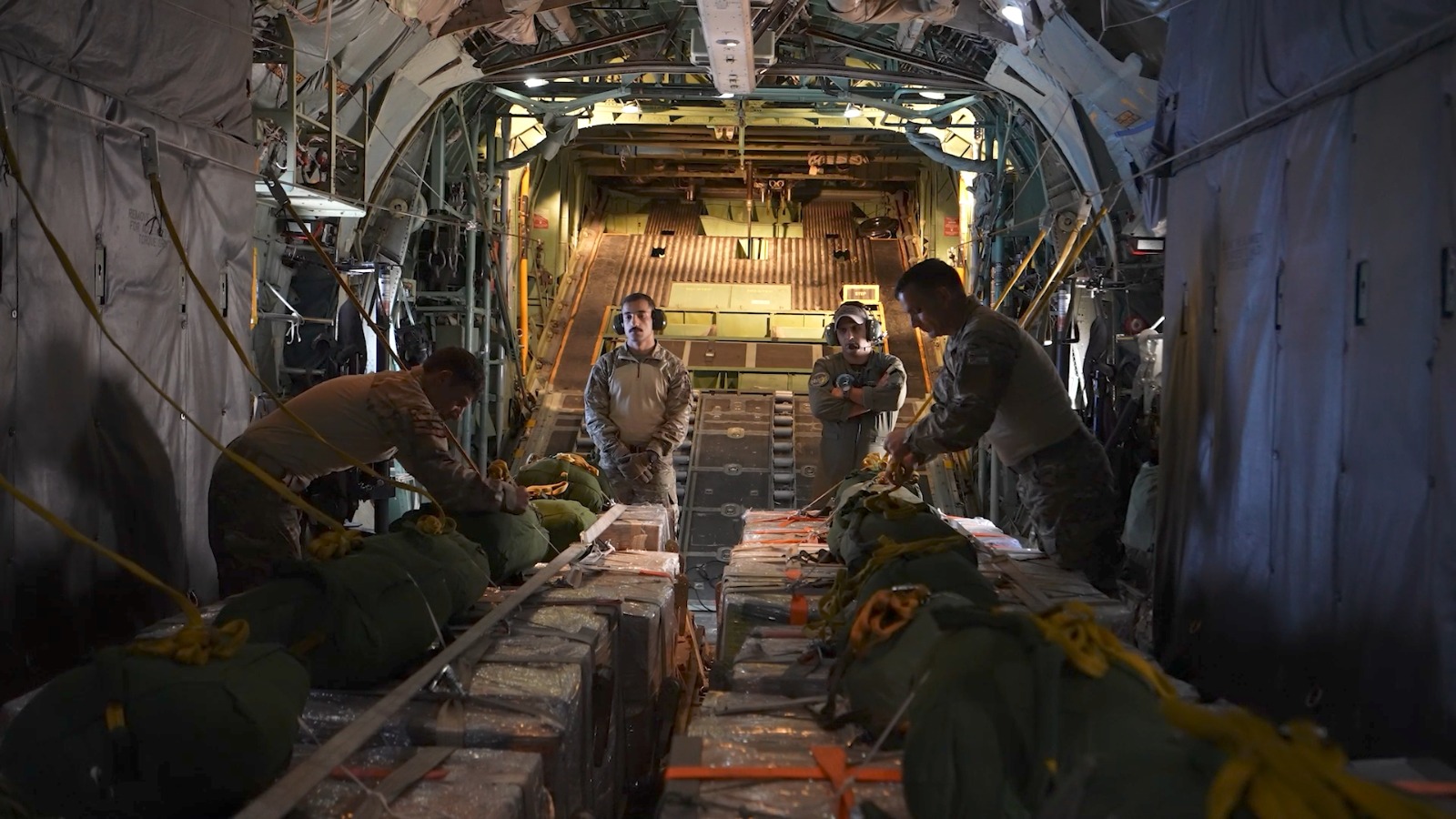 Madar Al-Saa Images 0.23398812340054842