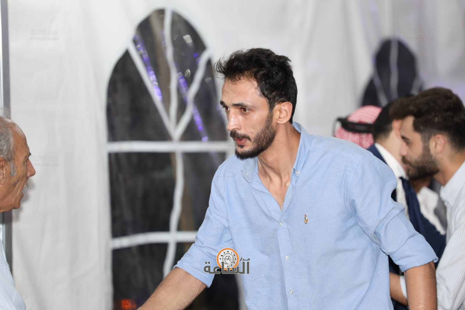 Madar Al-Saa Images 0.8191506130194998