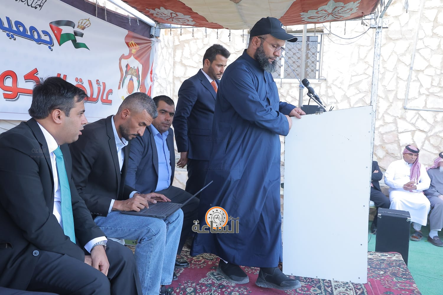 Madar Al-Saa Images 0.14043492732423402