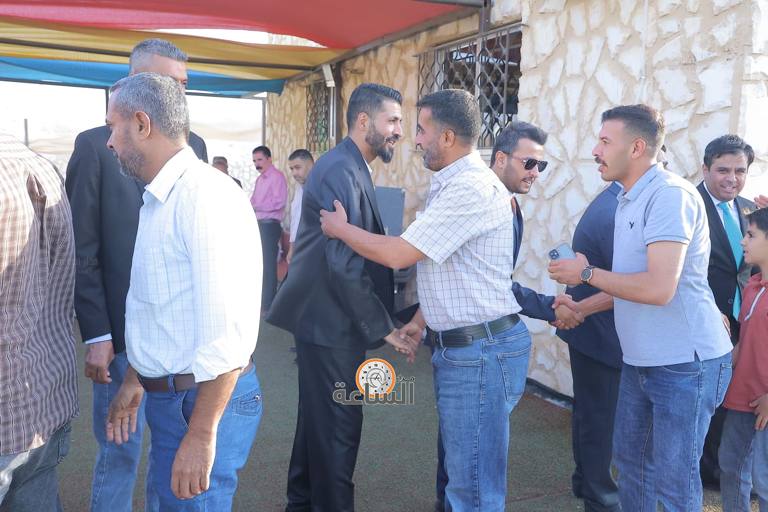 Madar Al-Saa Images 0.5717887409265092