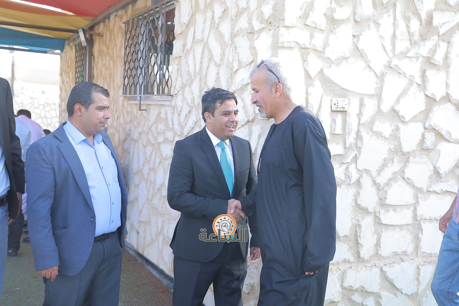 Madar Al-Saa Images 0.6932894332393742