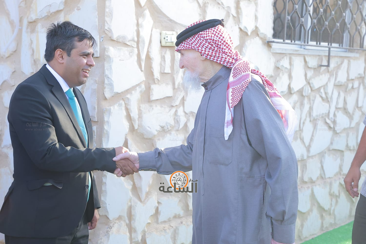 Madar Al-Saa Images 0.5679483038954443