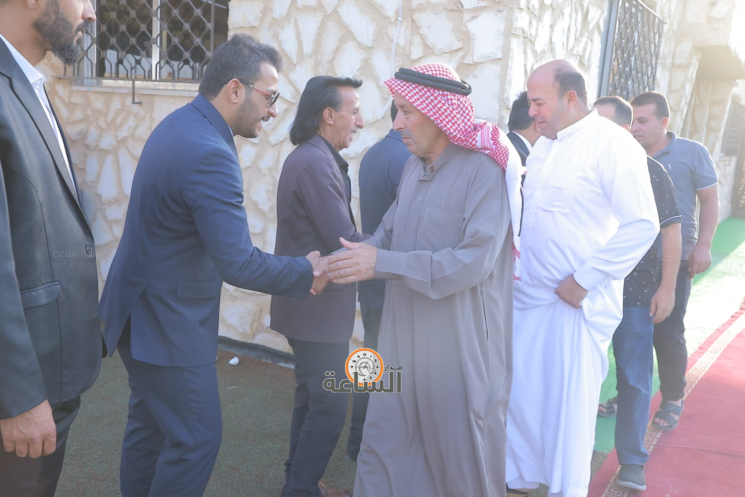 Madar Al-Saa Images 0.4541626065572162