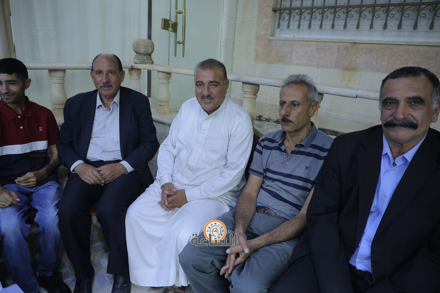 Madar Al-Saa Images 0.091426331077605