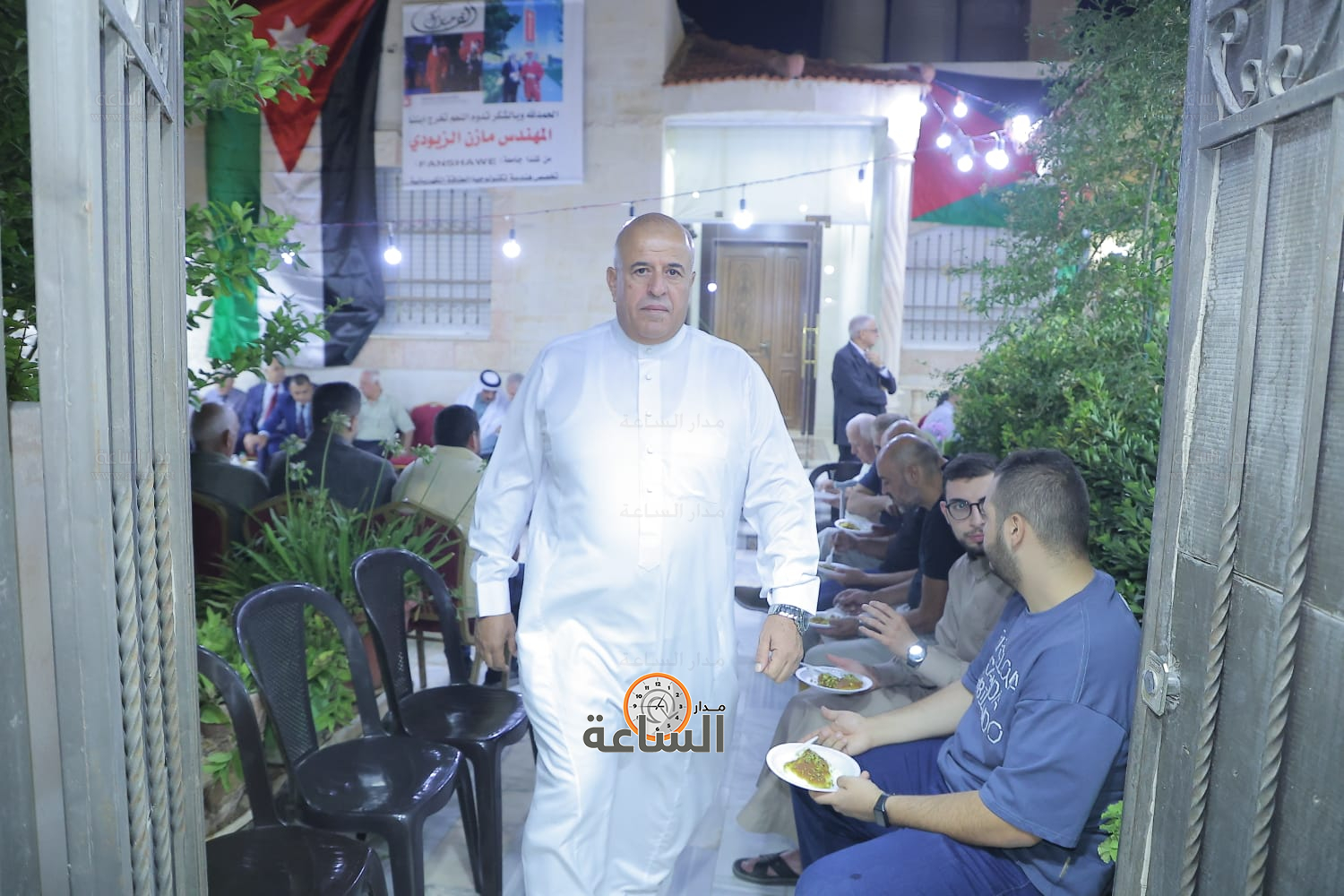 Madar Al-Saa Images 0.3704920560724442