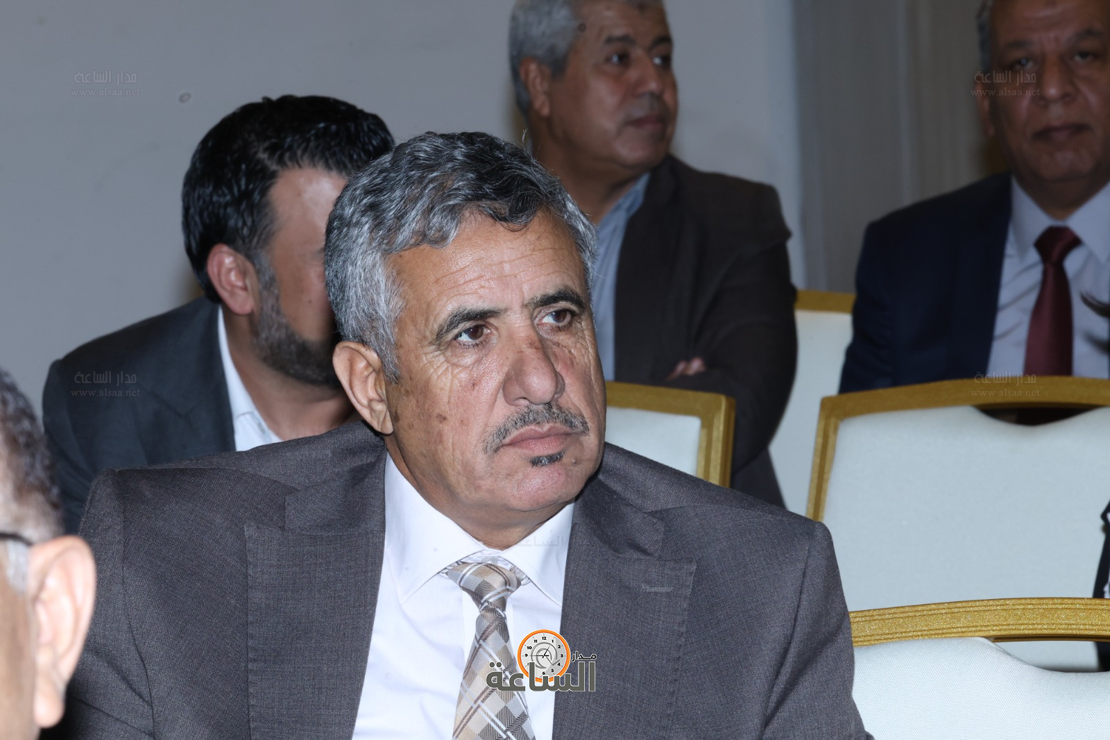 Madar Al-Saa Images 0.48666943333008017