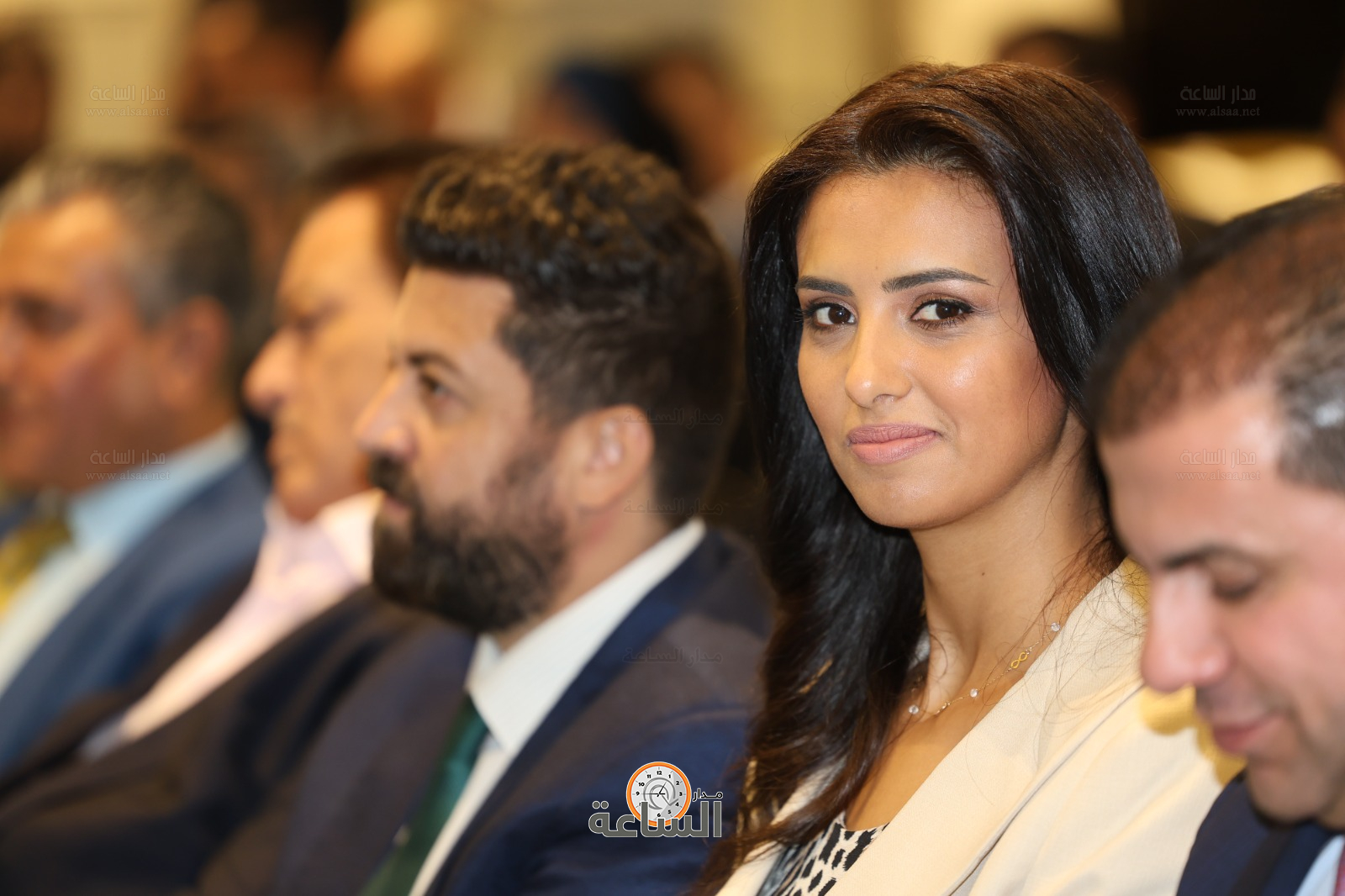 Madar Al-Saa Images 0.002827058759250156