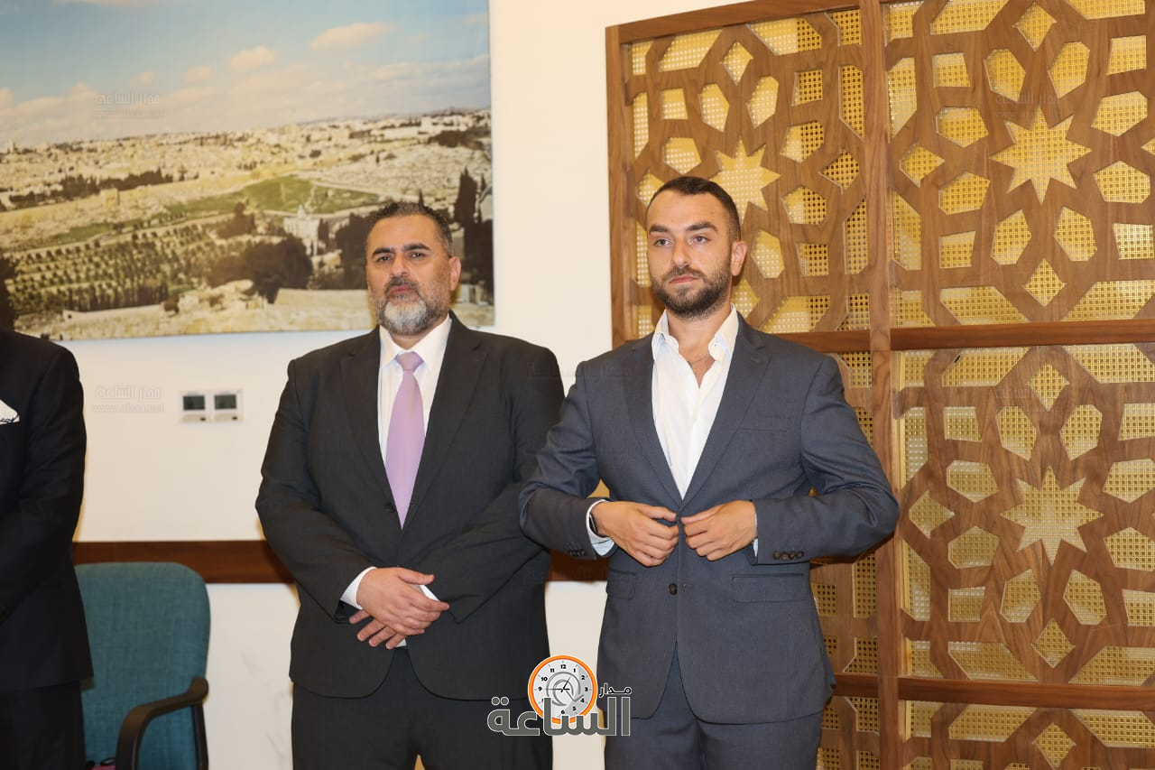 Madar Al-Saa Images 0.2769485755750367