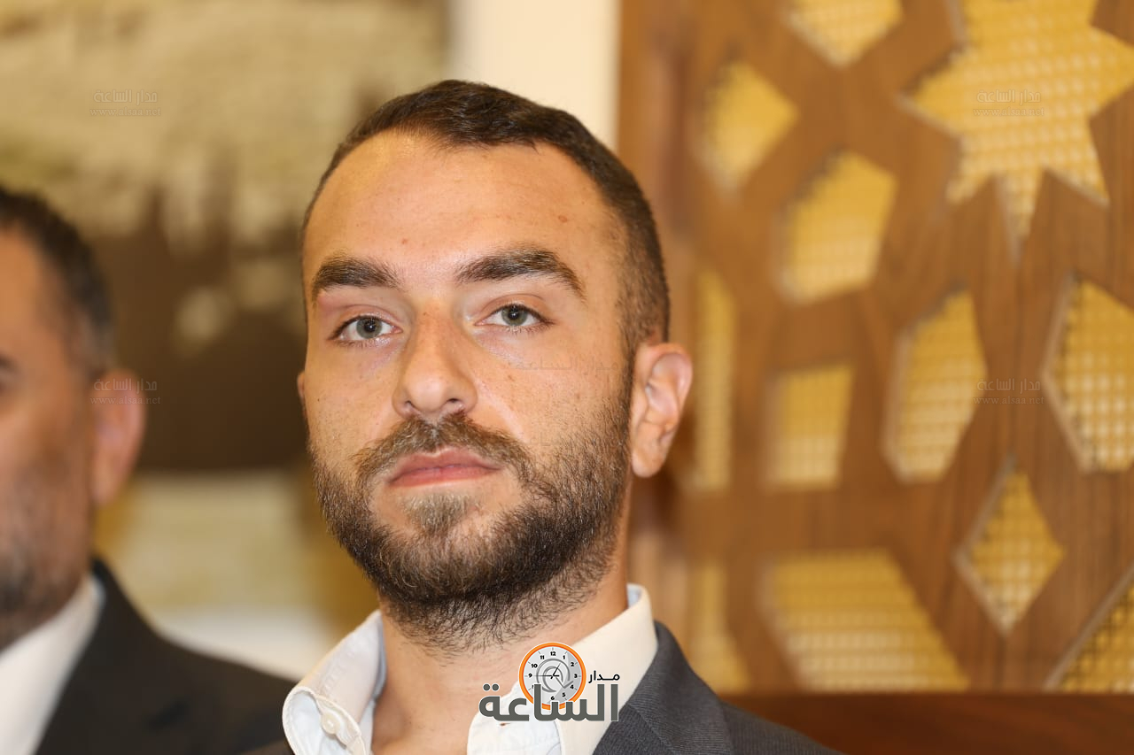 Madar Al-Saa Images 0.787090435118267