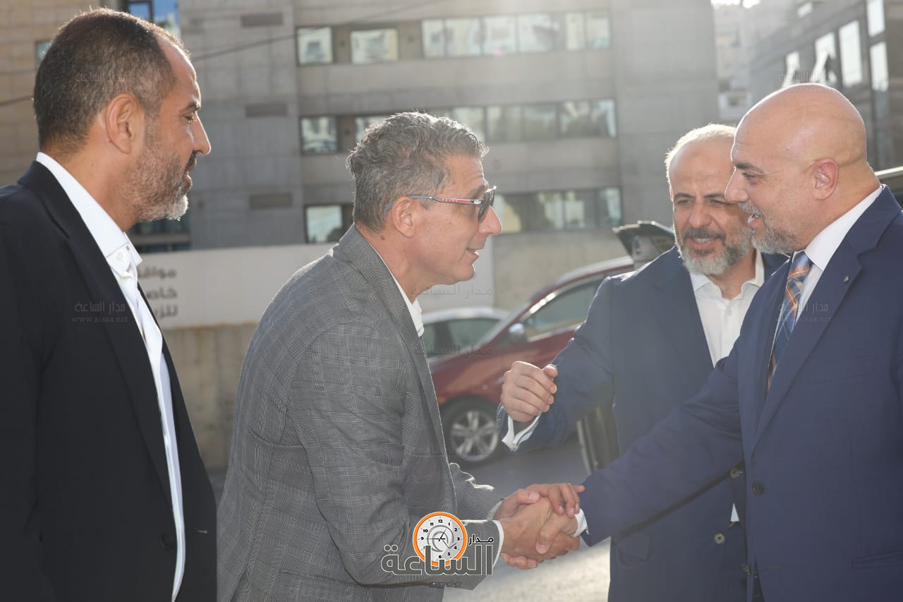 Madar Al-Saa Images 0.9667345951149913