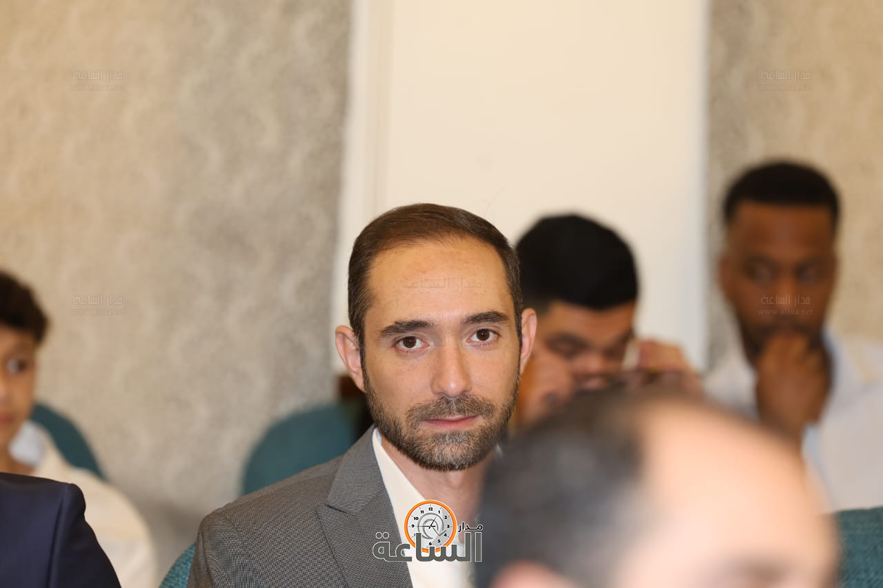 Madar Al-Saa Images 0.4220458583007539